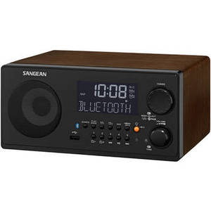 WR-22 Digital AM/FM Radio with Bluetooth (Walnut)
