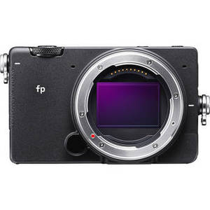 fp Mirrorless Camera